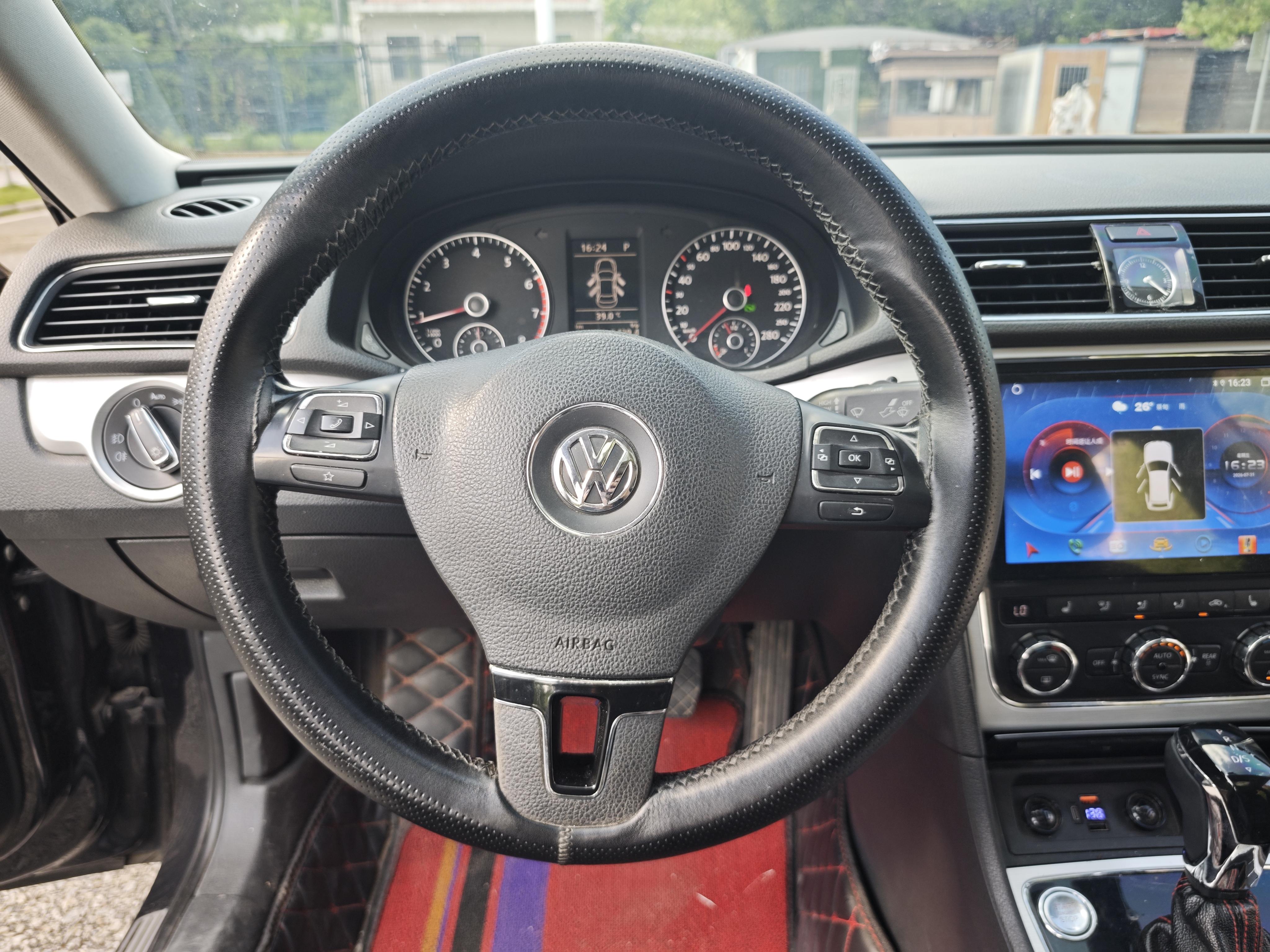 Volkswagen Passat (North America and China) 2014 thumb 11