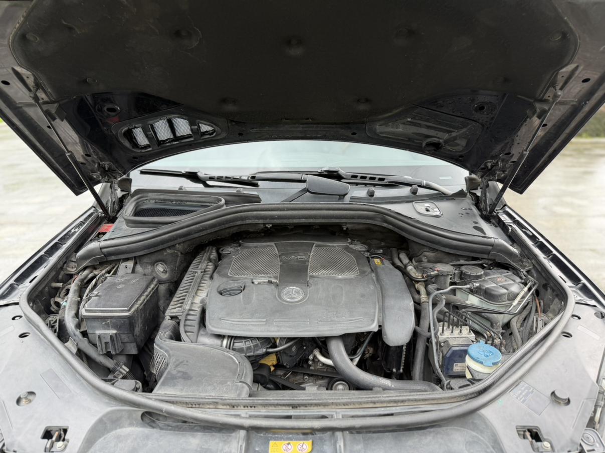 Mercedes-Benz M-Класс 2012 thumb 5