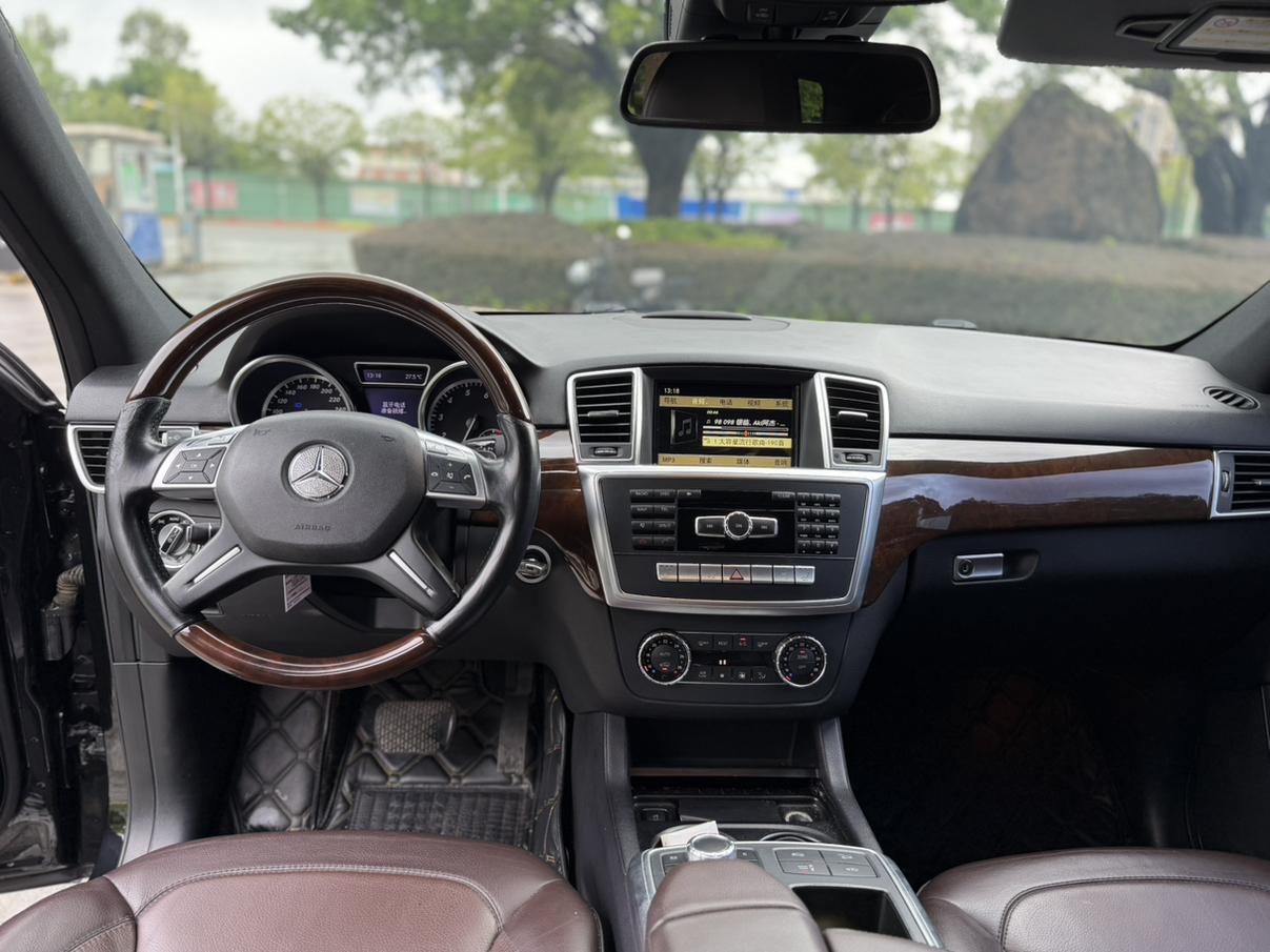 Mercedes-Benz M-Класс 2012 thumb 7