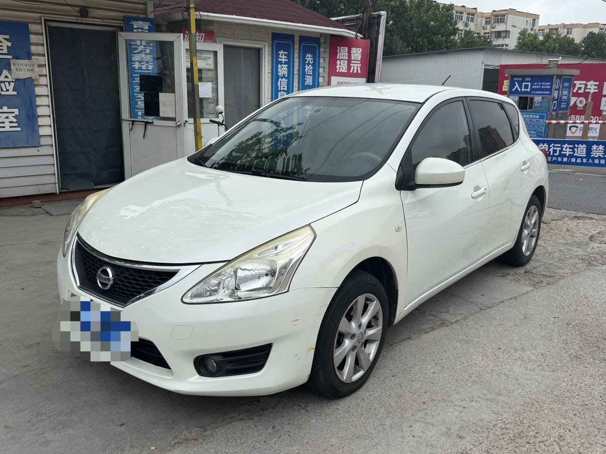 Nissan Tiida 2011 thumb 8