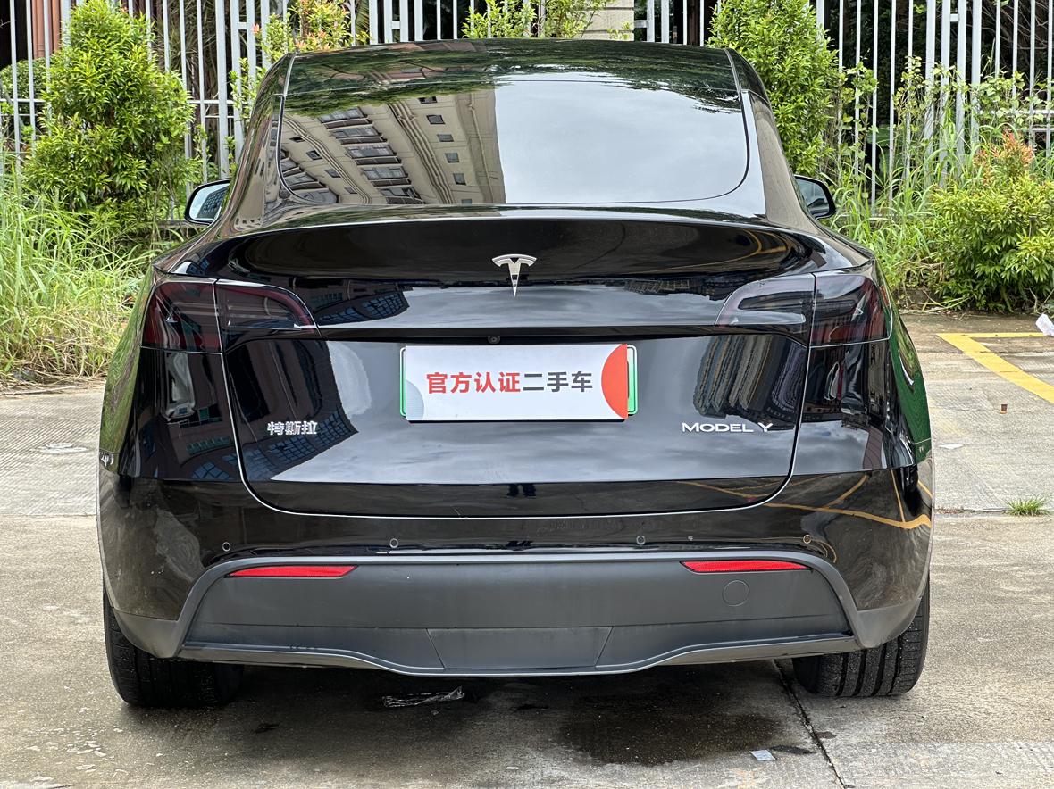 Tesla Model Y 2021 thumb 11