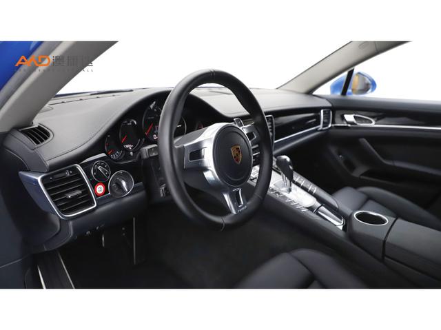Porsche Panamera 2016 thumb 5
