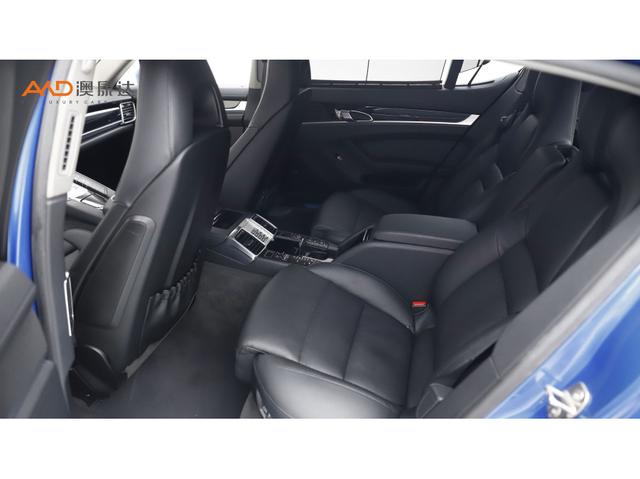 Porsche Panamera 2016 thumb 8
