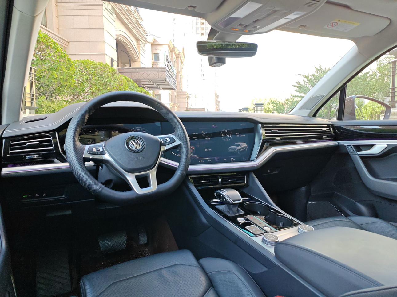 Volkswagen Touareg 2019 thumb 8