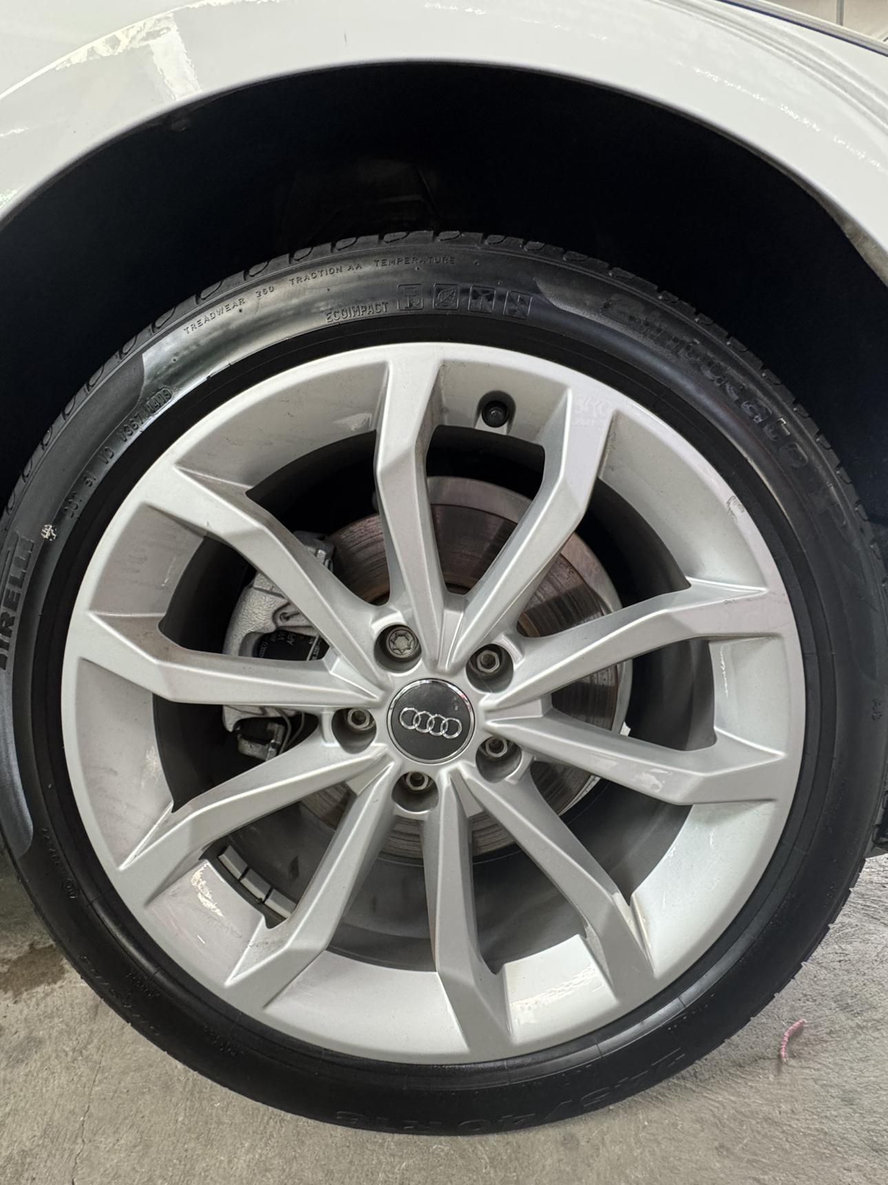 Audi A4 2019 thumb 8