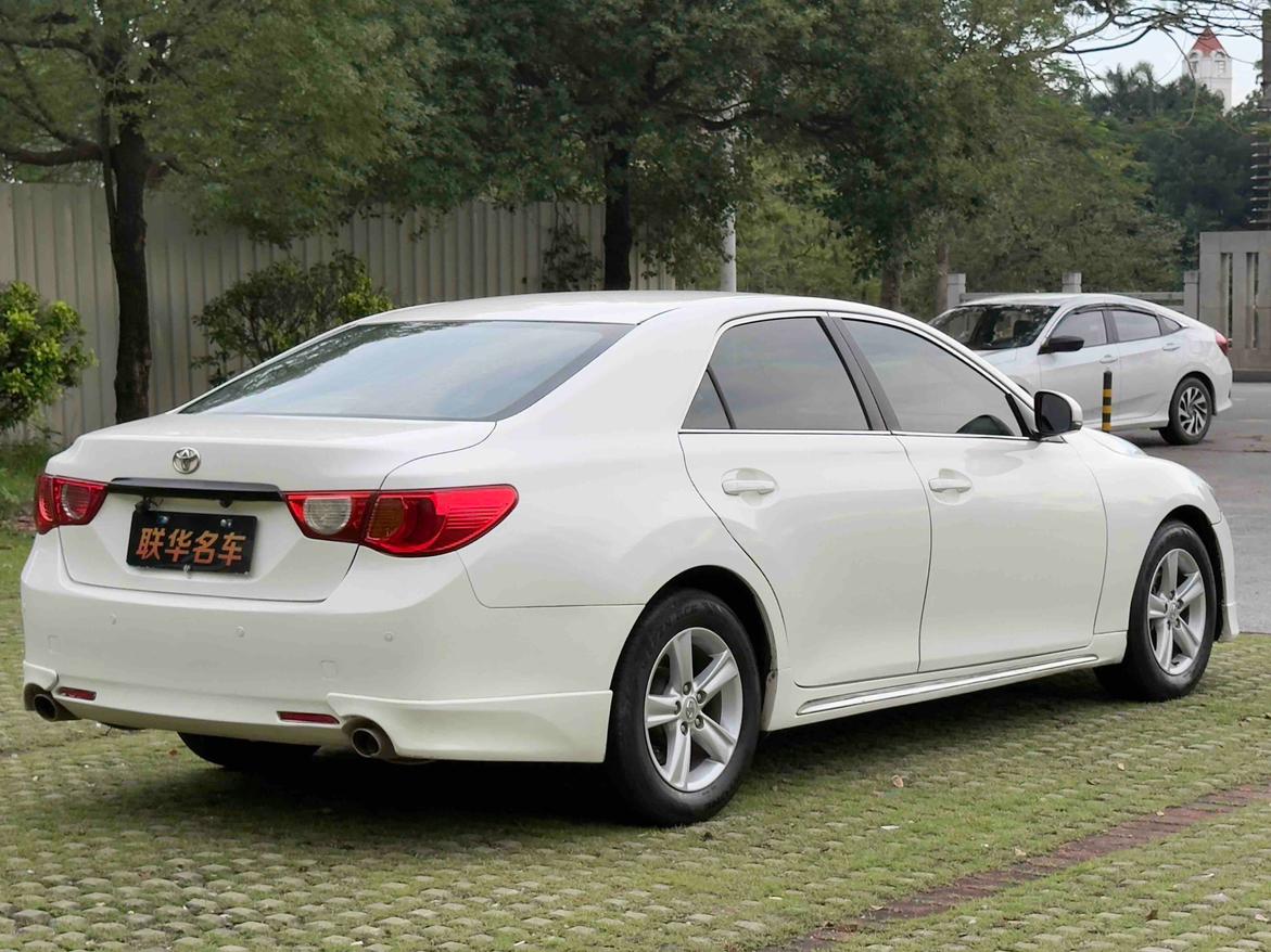 Toyota Reiz 2010 thumb 5