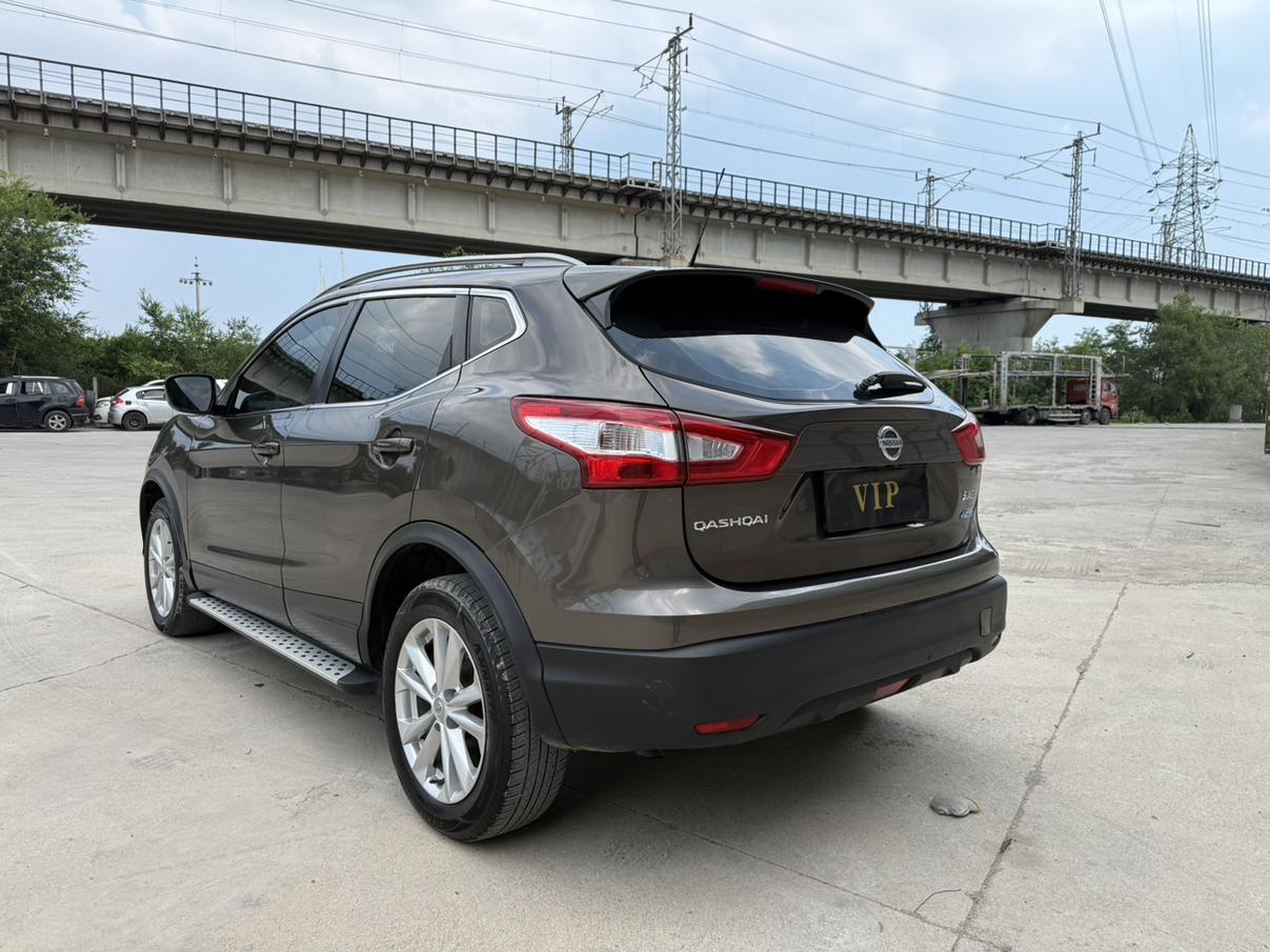 Nissan Qashqai+2 2016 thumb 3