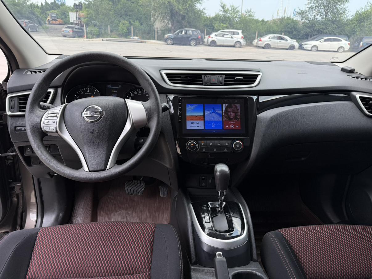 Nissan Qashqai+2 2016 thumb 6