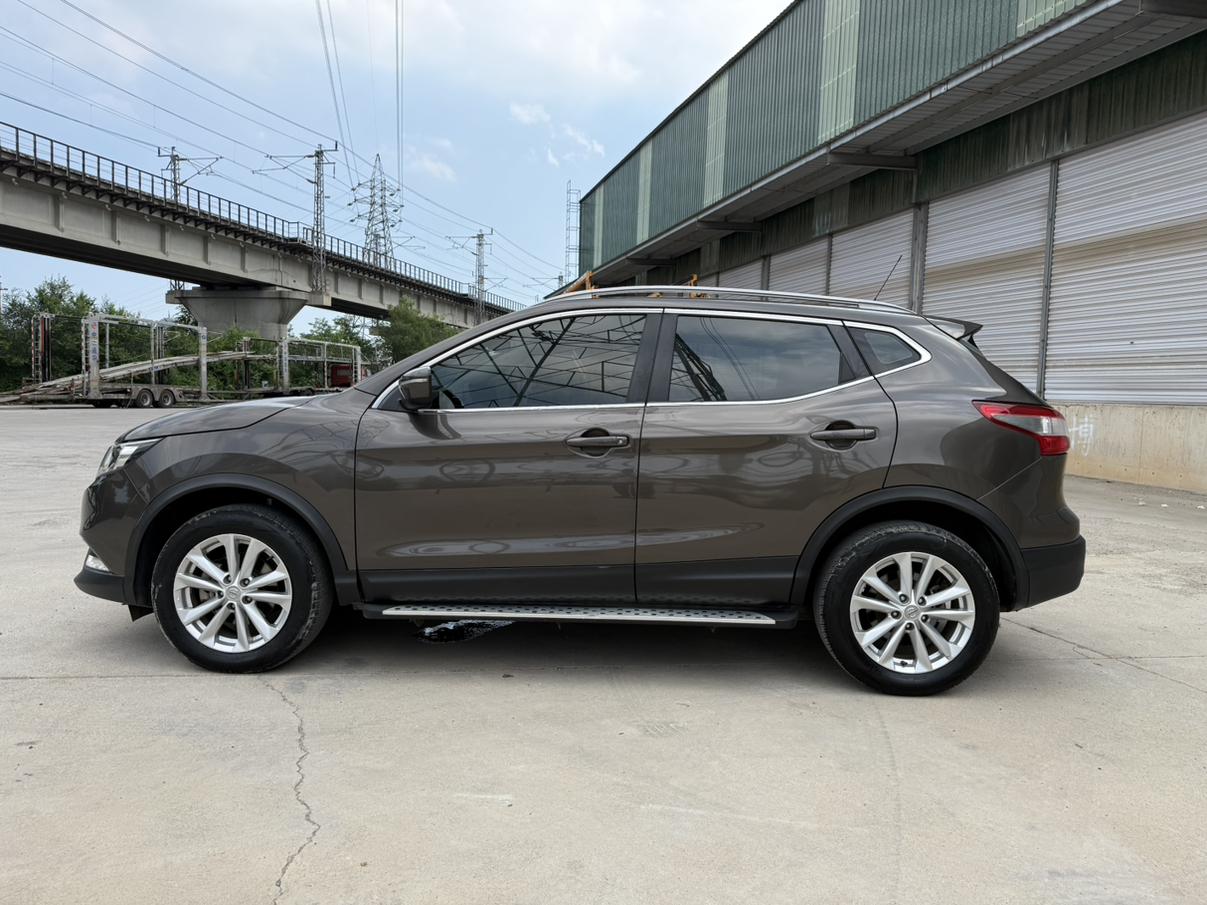 Nissan Qashqai+2 2016 thumb 12