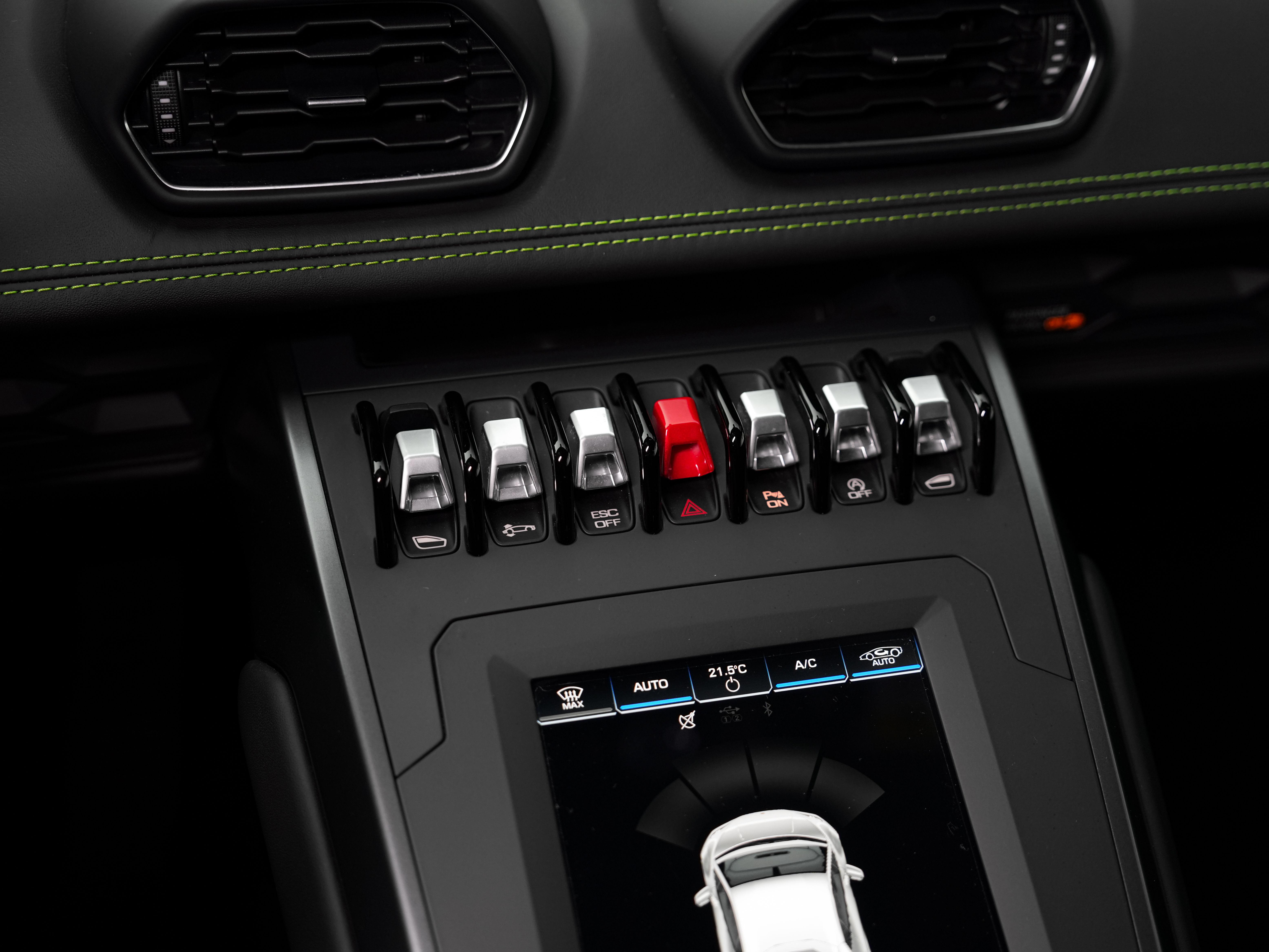 Lamborghini Huracán 2020 thumb 7