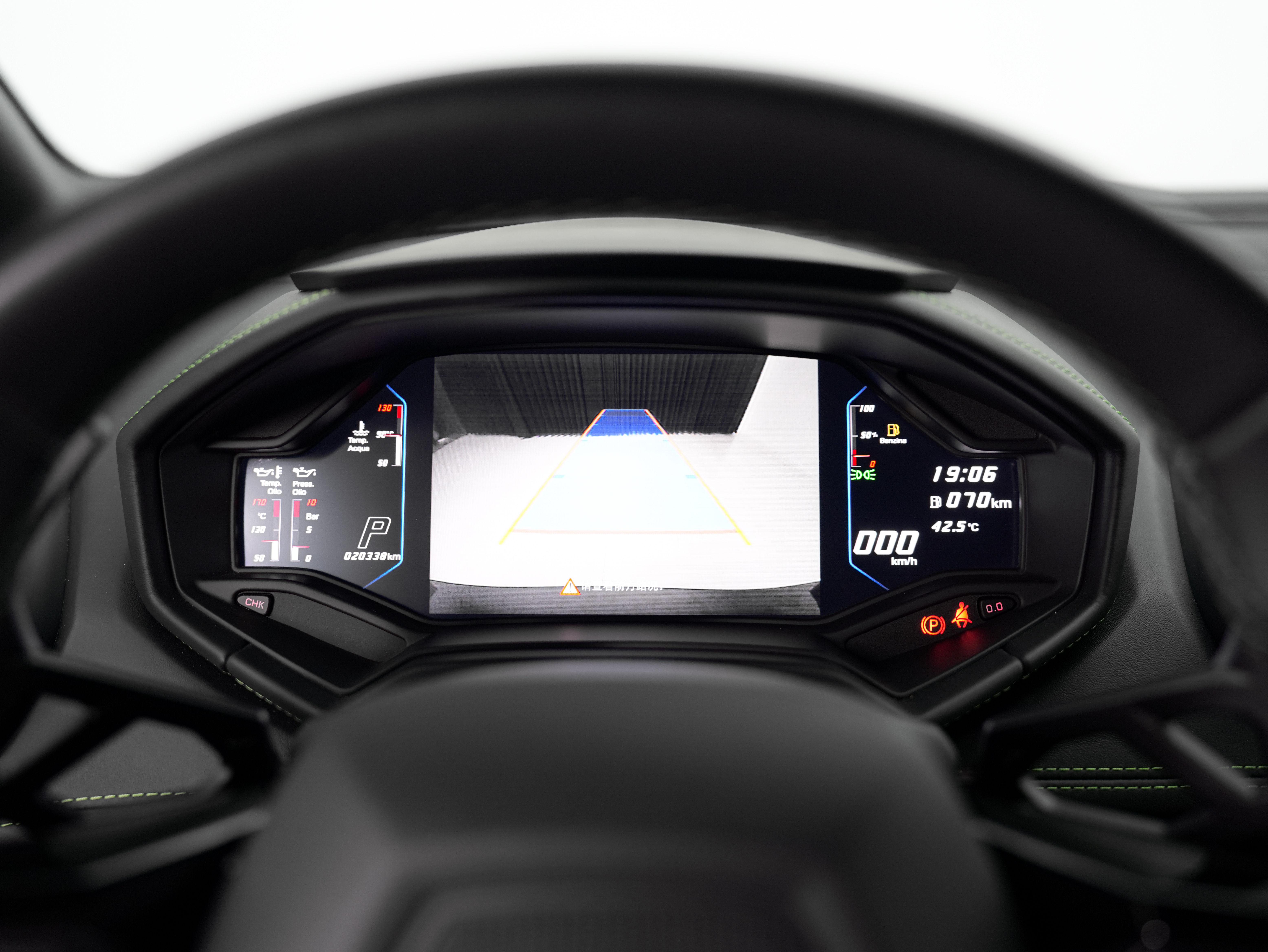 Lamborghini Huracán 2020 thumb 11