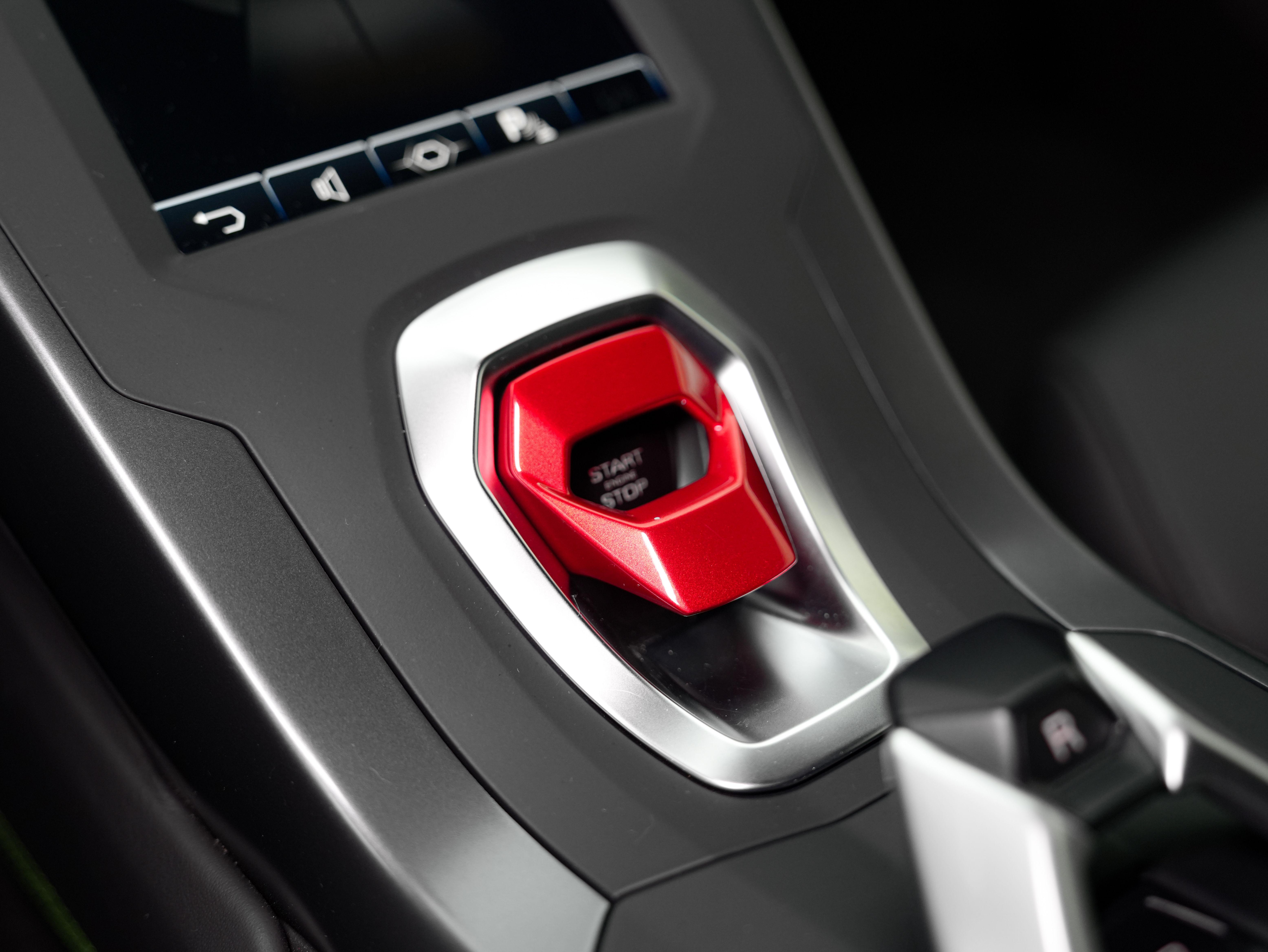 Lamborghini Huracán 2020 thumb 12