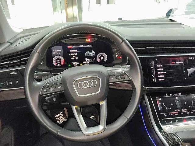 Audi Q8 2019 thumb 6
