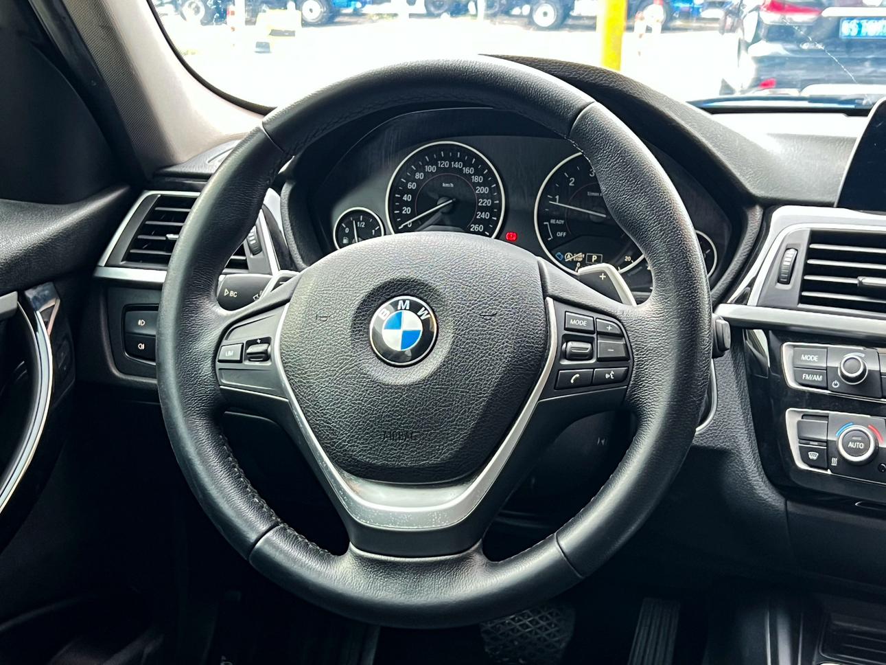 BMW 3 серии 2017 thumb 10