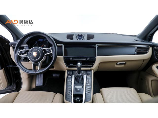 Porsche Macan 2021 thumb 5