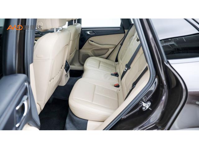 Porsche Macan 2021 thumb 8