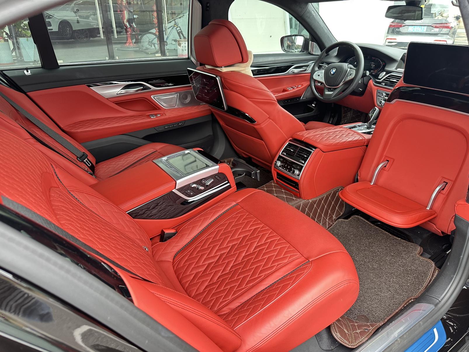 BMW 7 серии 2019 thumb 3