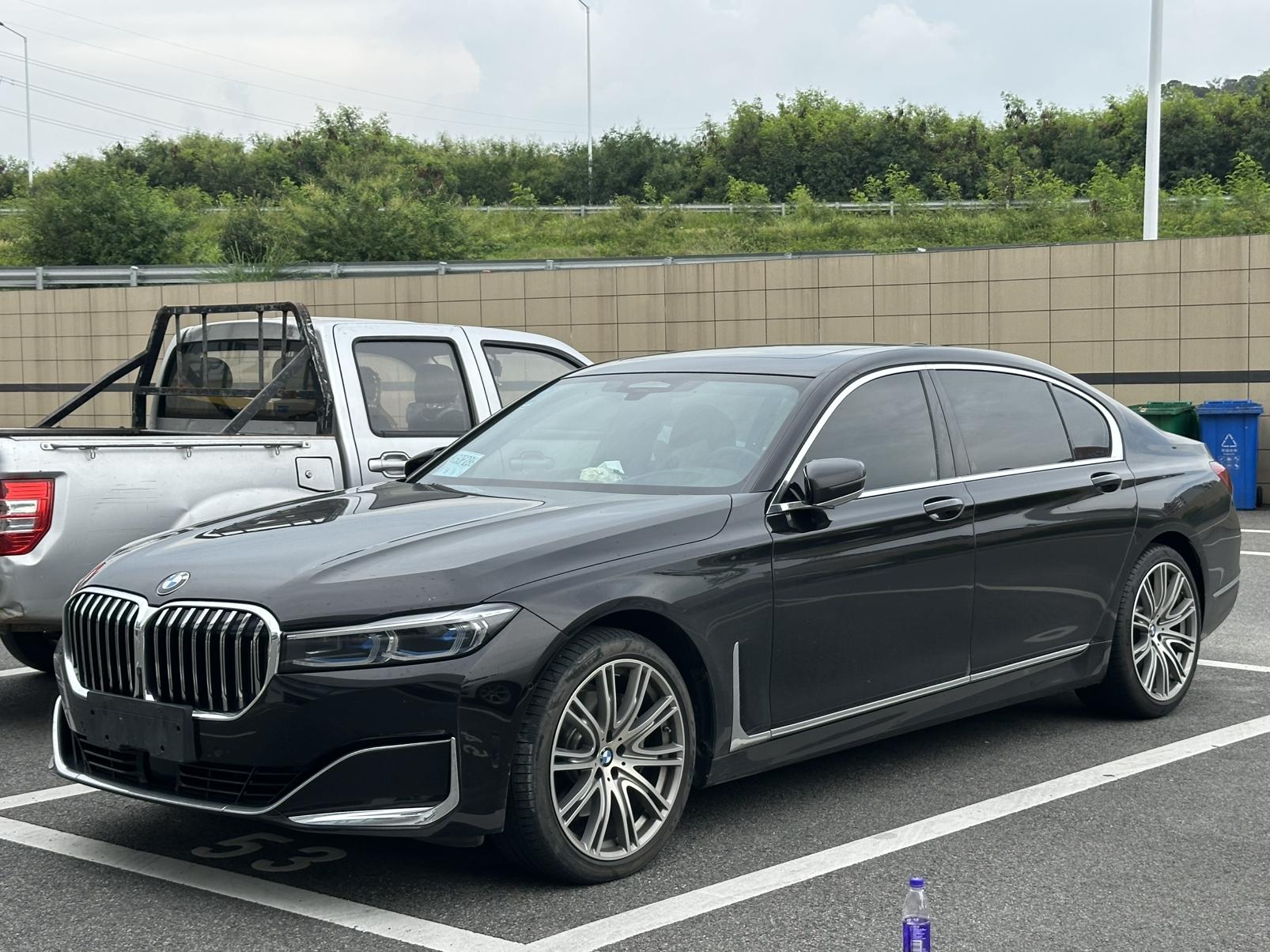 BMW 7 серии 2019 thumb 8