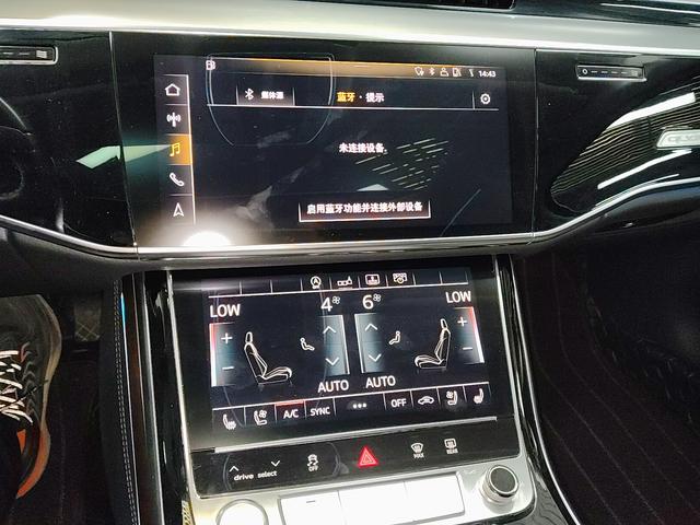 Audi A8 2019 thumb 4