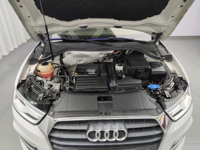 Audi Q3 2016 thumb 8