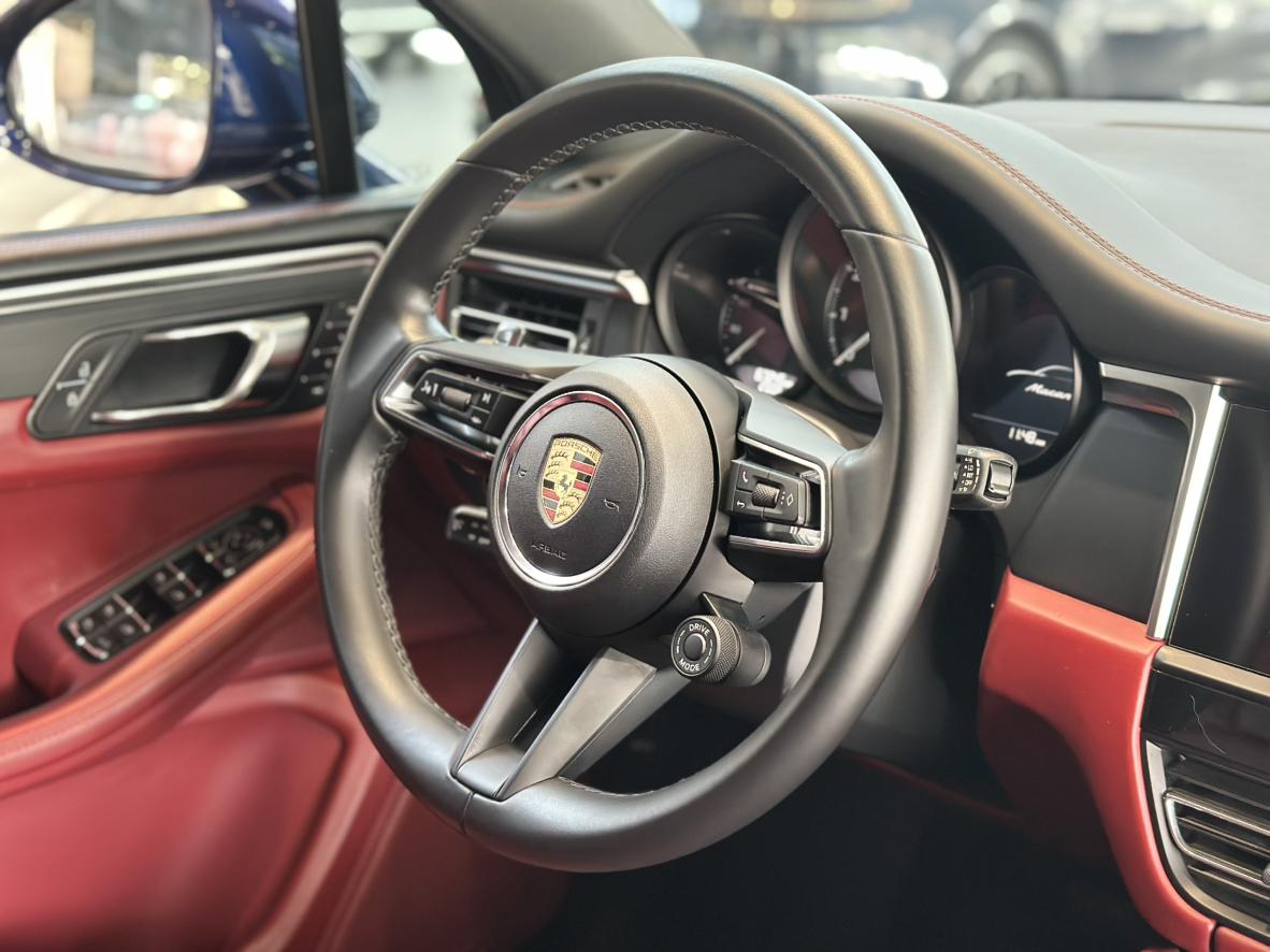 Porsche Macan 2022 thumb 11