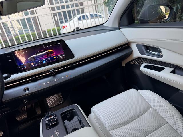 Nissan Ariya 2022 thumb 8