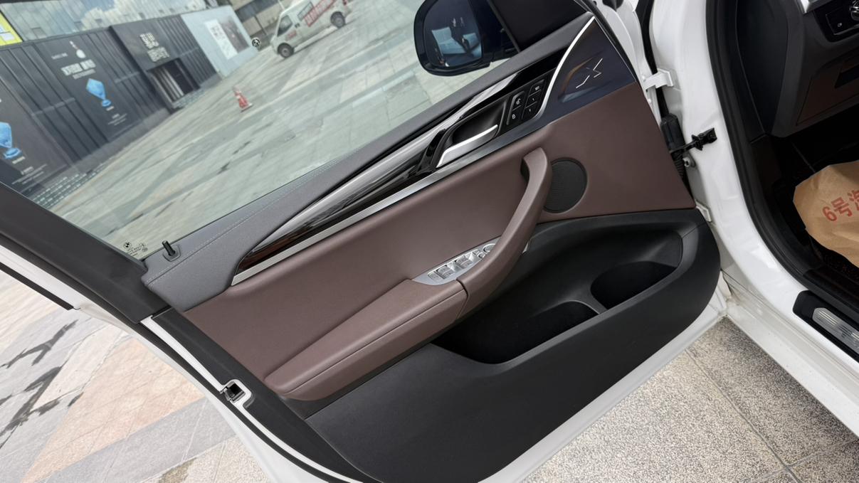 BMW X3 2019 thumb 7