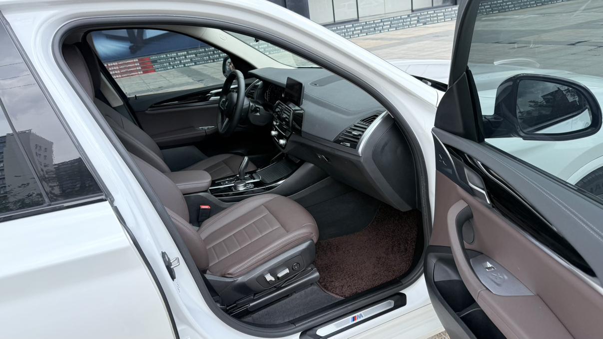 BMW X3 2019 thumb 10