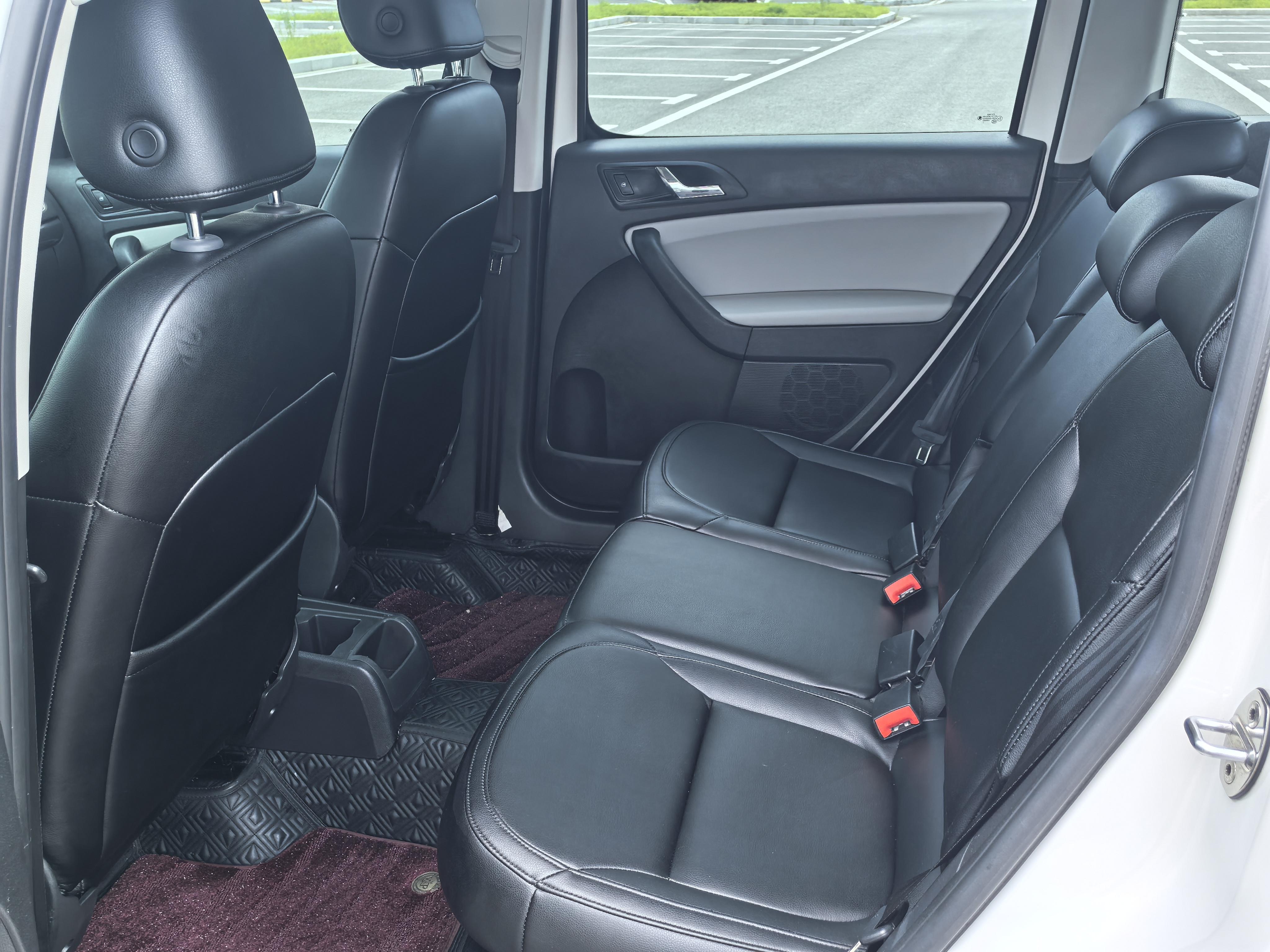 Skoda Yeti 2017 thumb 8
