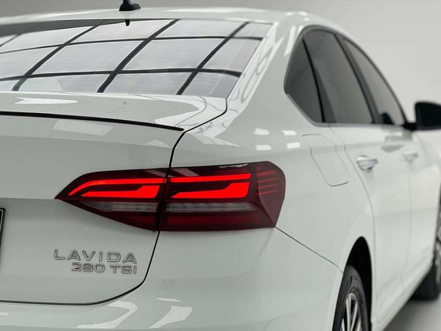 Volkswagen Lavida XR 2023 thumb 12
