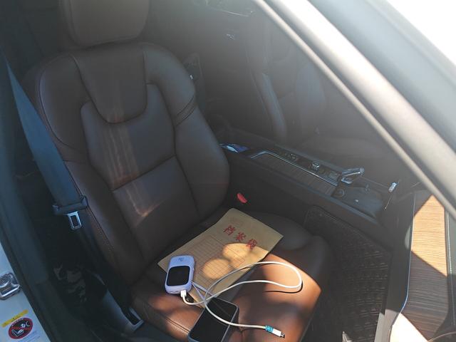 Volvo XC60 2022 thumb 9