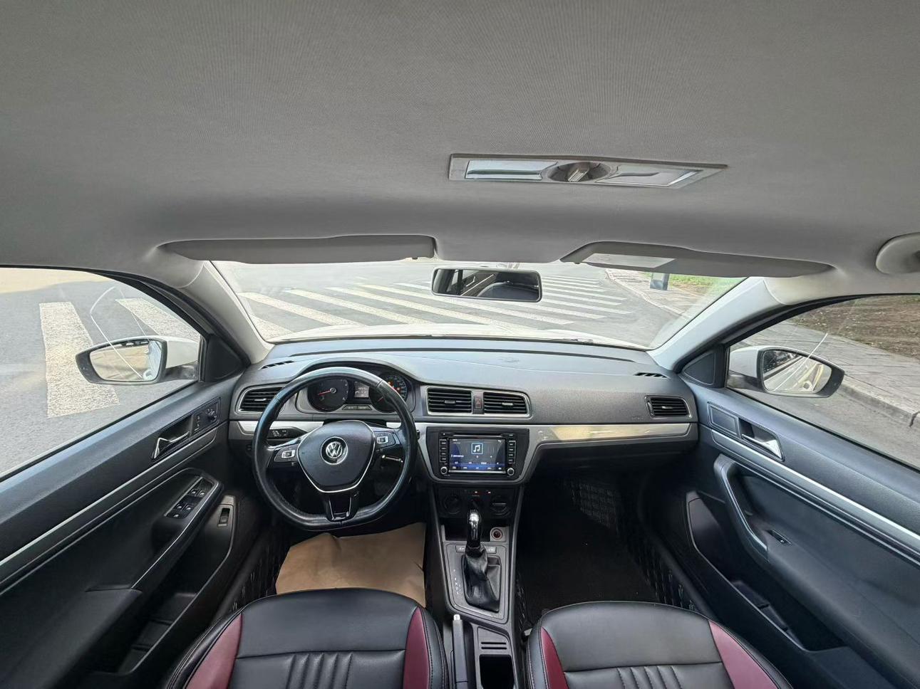 Volkswagen Lavida XR 2015 thumb 5