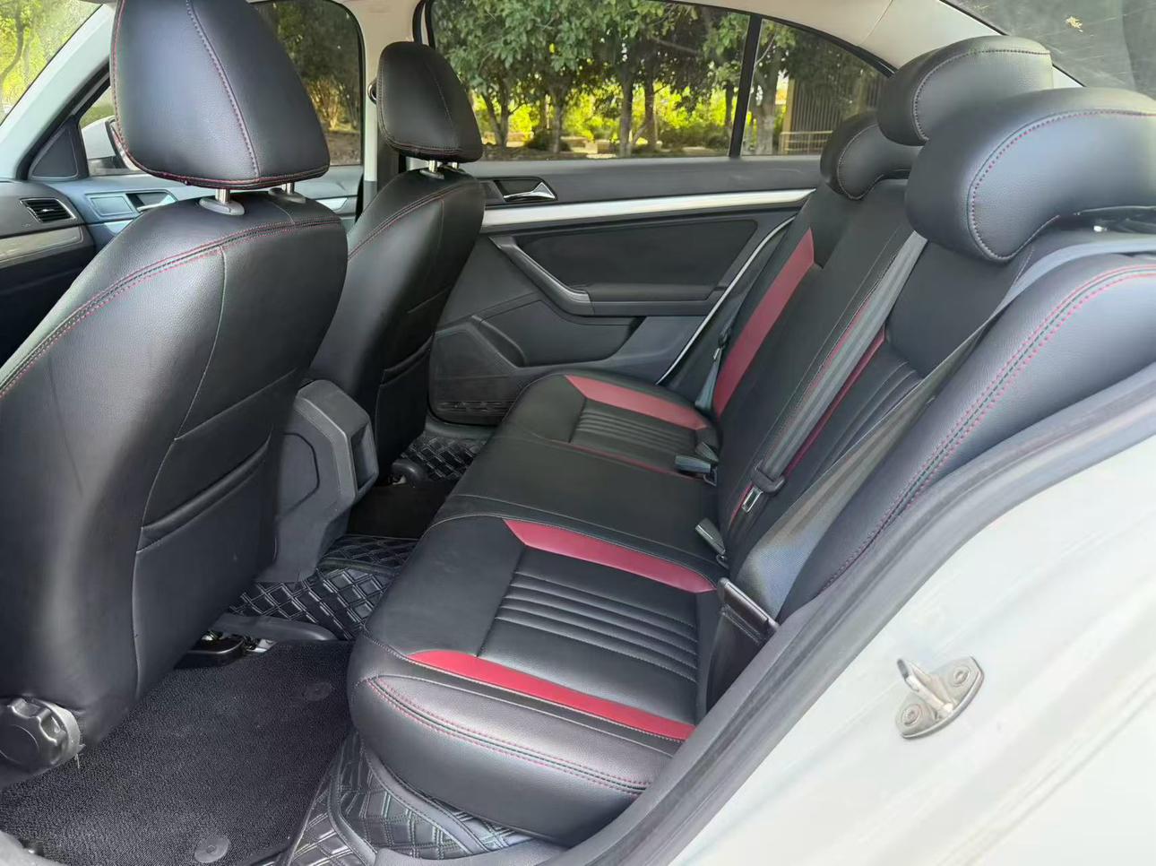 Volkswagen Lavida XR 2015 thumb 7