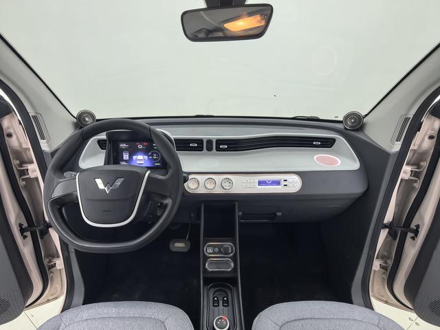 Wuling Mini EV 2021 thumb 12