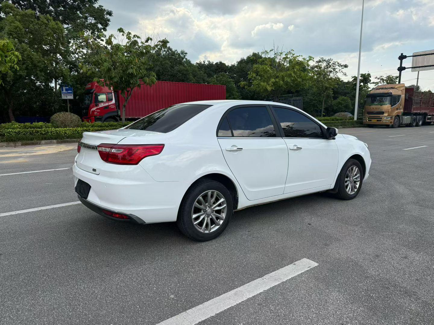 Geely Vision 2019 thumb 4
