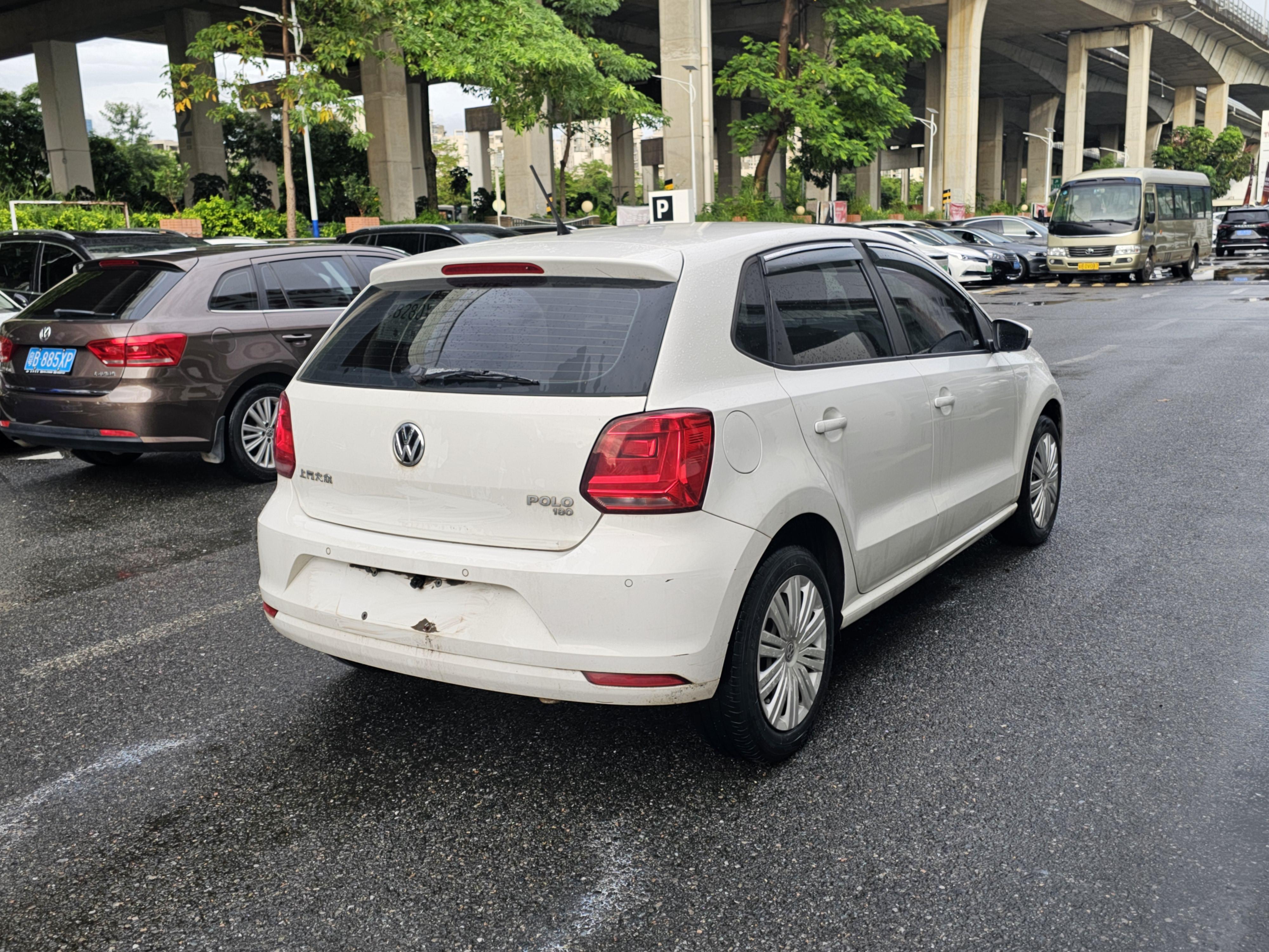 Volkswagen Polo 2016 thumb 4