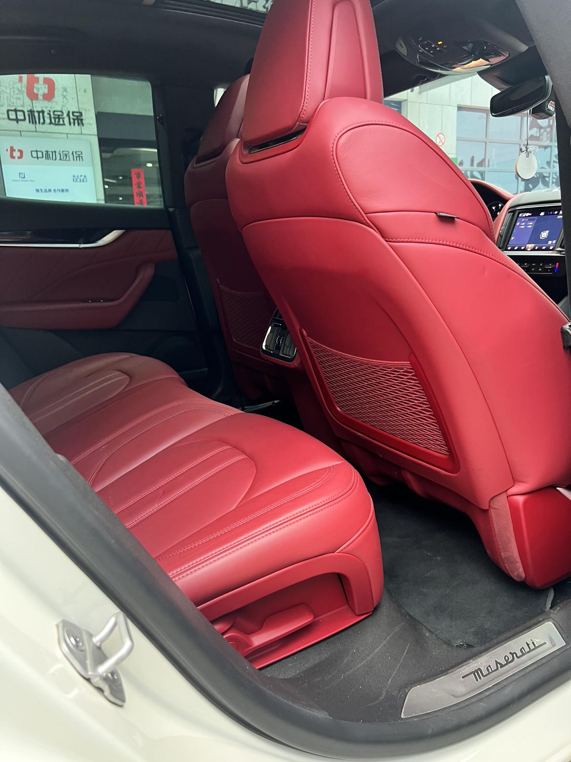 Maserati Levante 2022 thumb 10