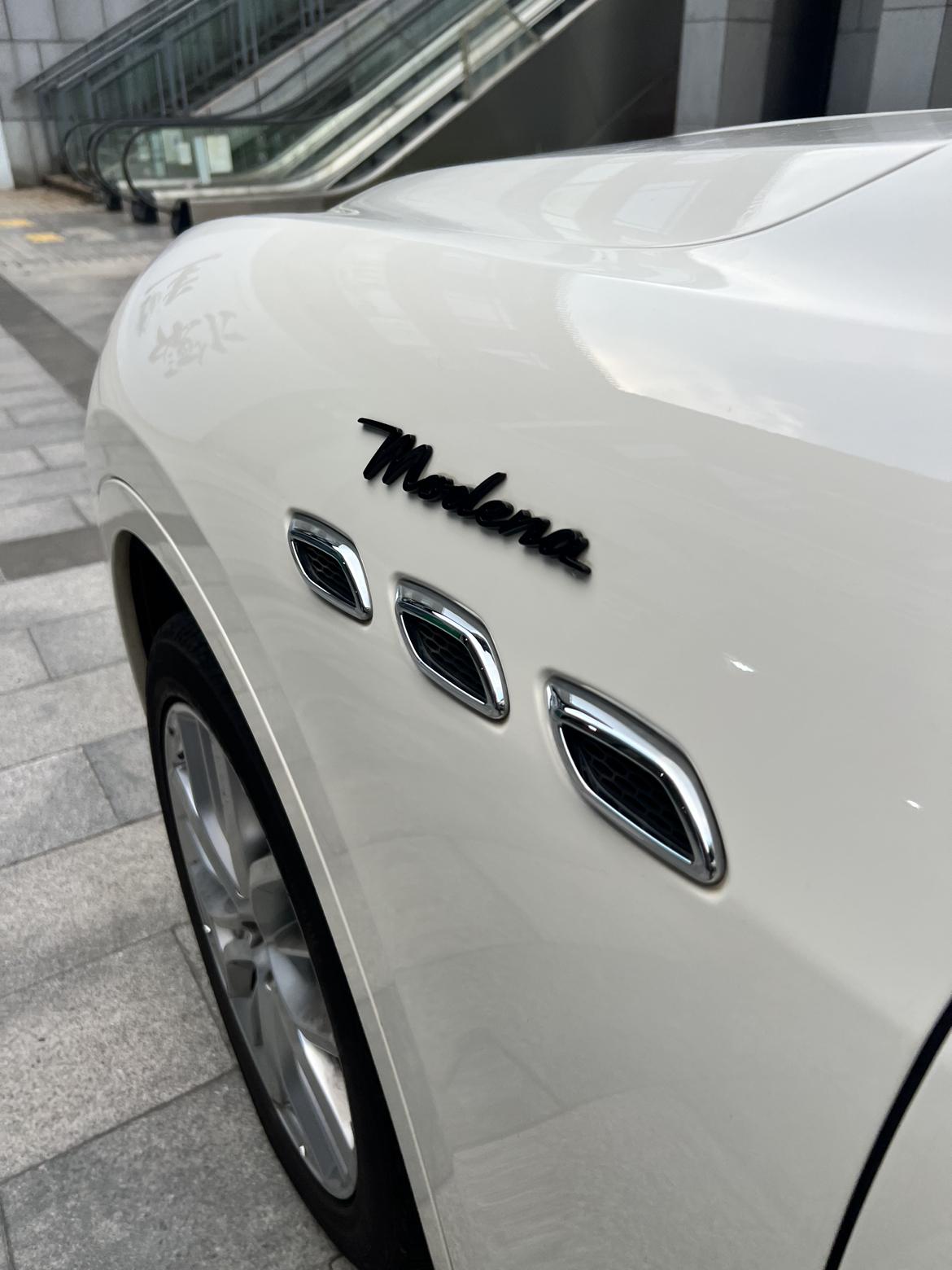 Maserati Levante 2022 thumb 11
