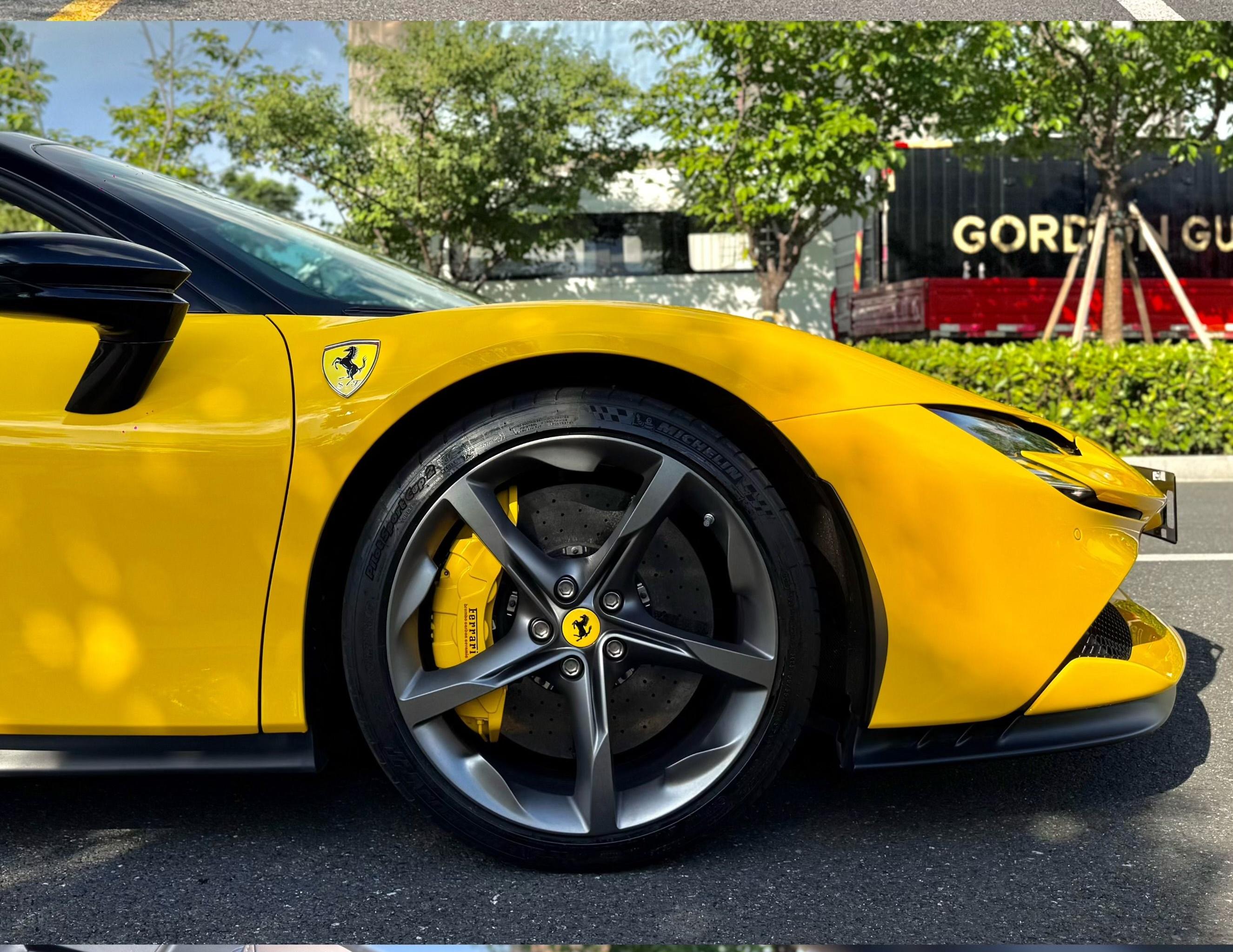Ferrari SF90 2021 thumb 5