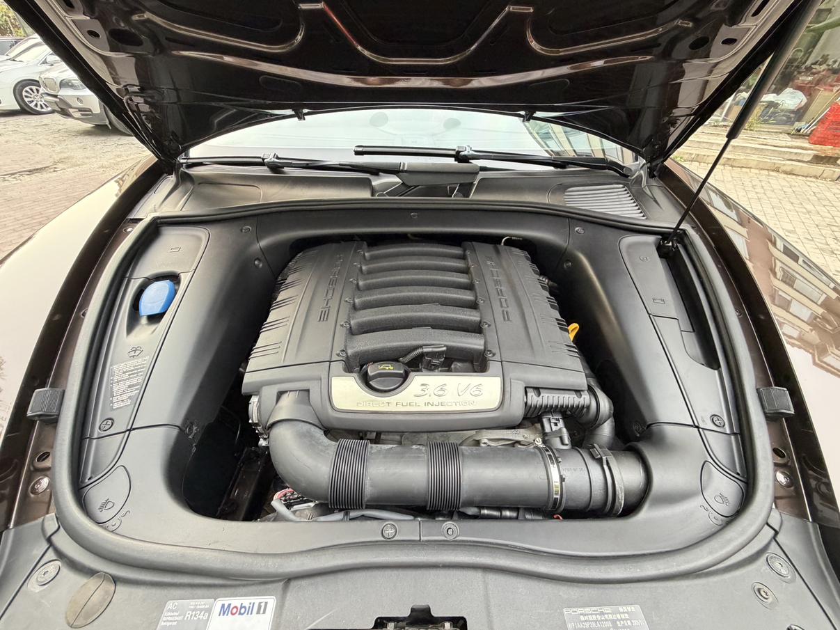 Porsche Cayenne 2009 thumb 6