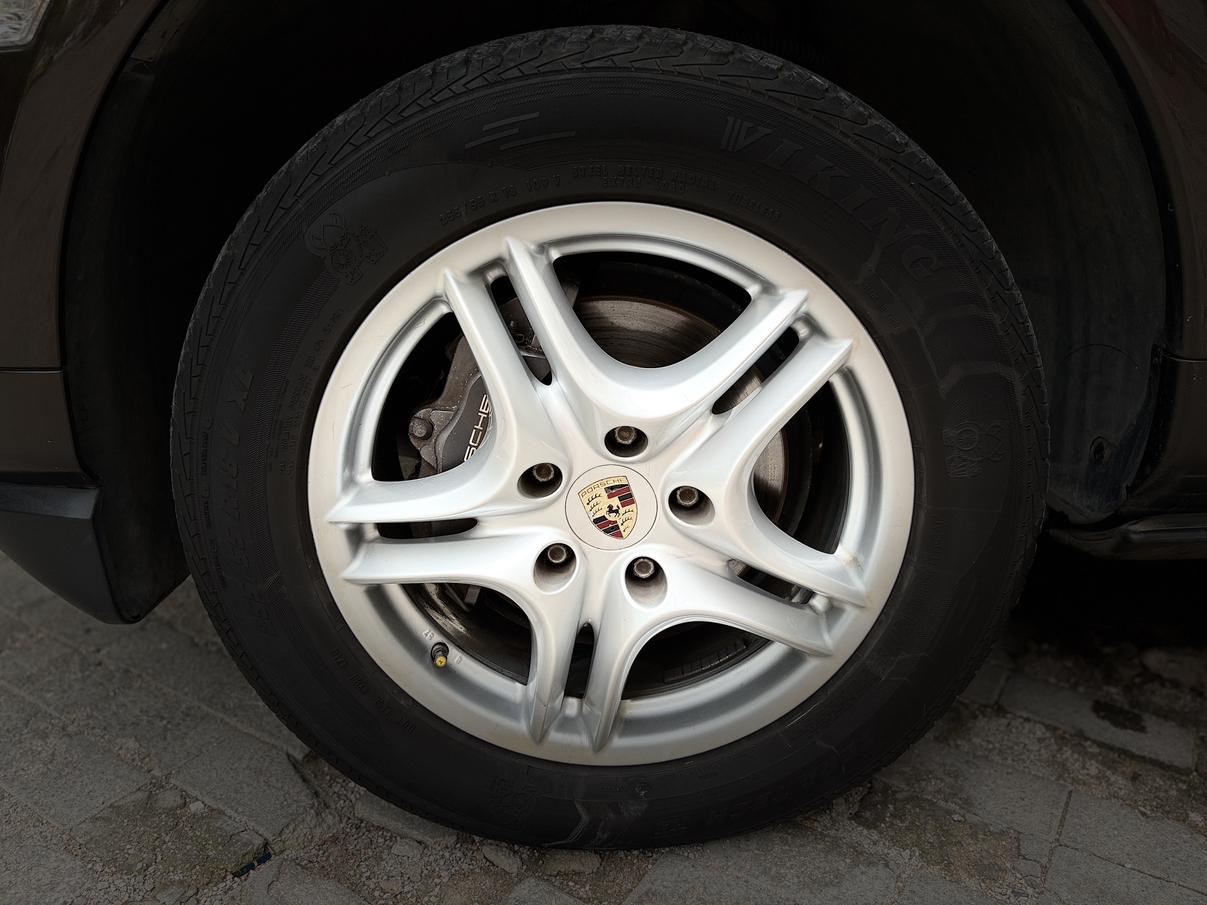 Porsche Cayenne 2009 thumb 9