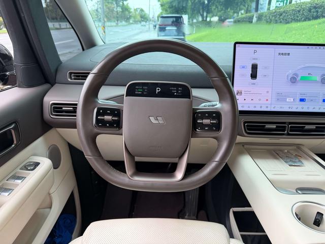 Lixiang (Li Auto) Mega 2024 thumb 7