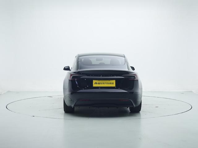 Tesla Model 3 2025 thumb 4