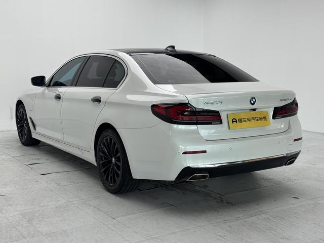 BMW 5 серии 2021 thumb 3