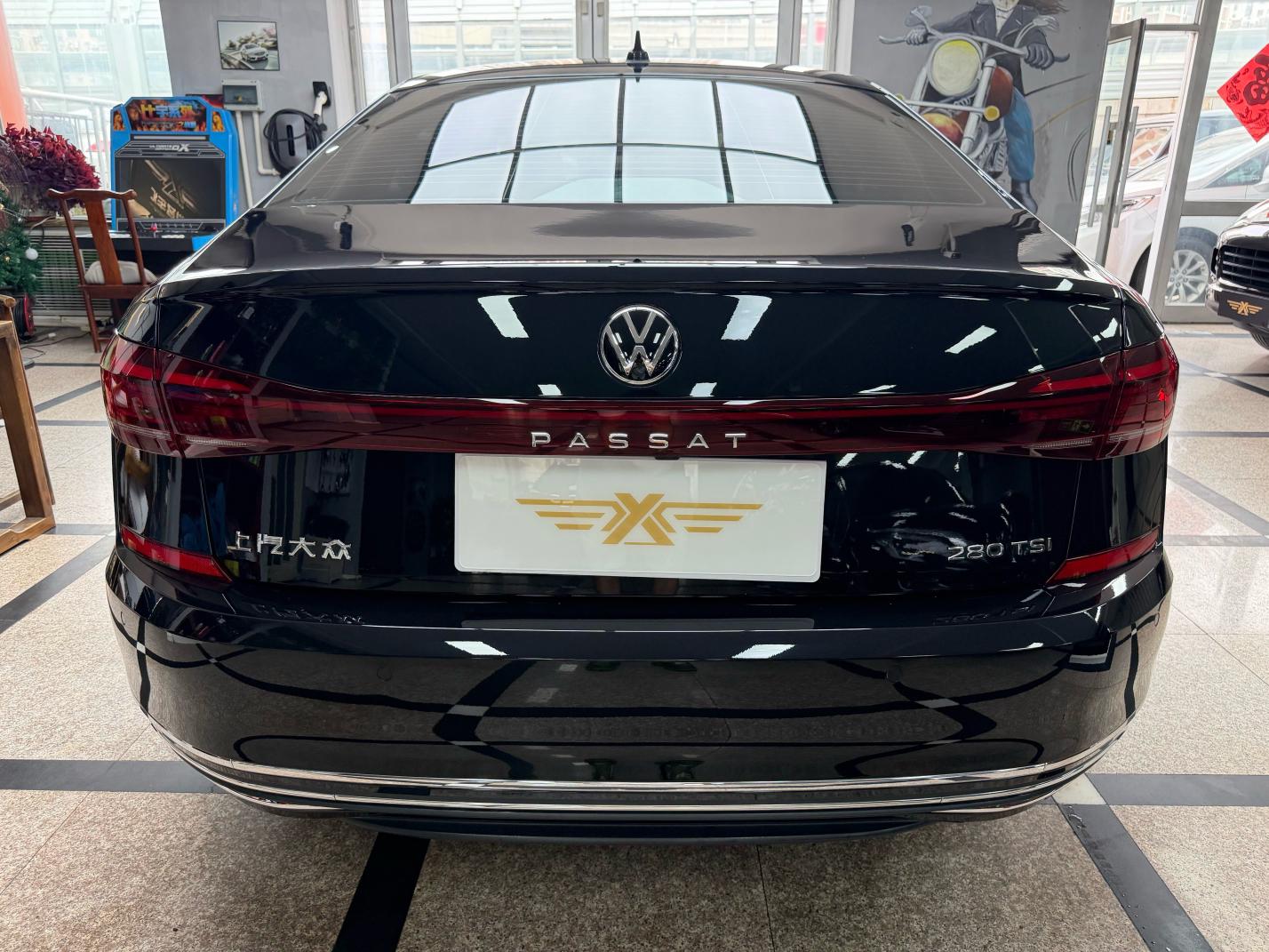 Volkswagen Passat (North America and China) 2023 thumb 2