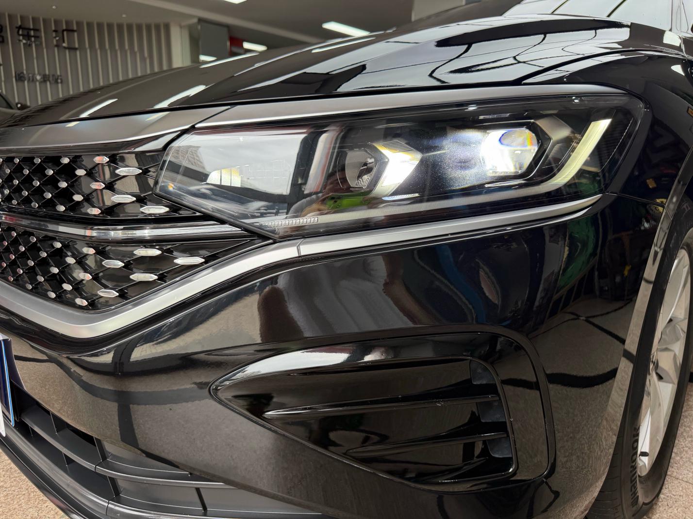 Volkswagen Passat (North America and China) 2023 thumb 7