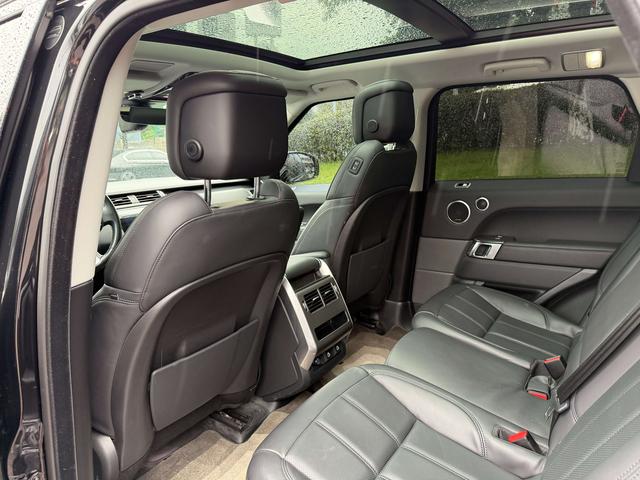 Land Rover PHEV 2021 thumb 11