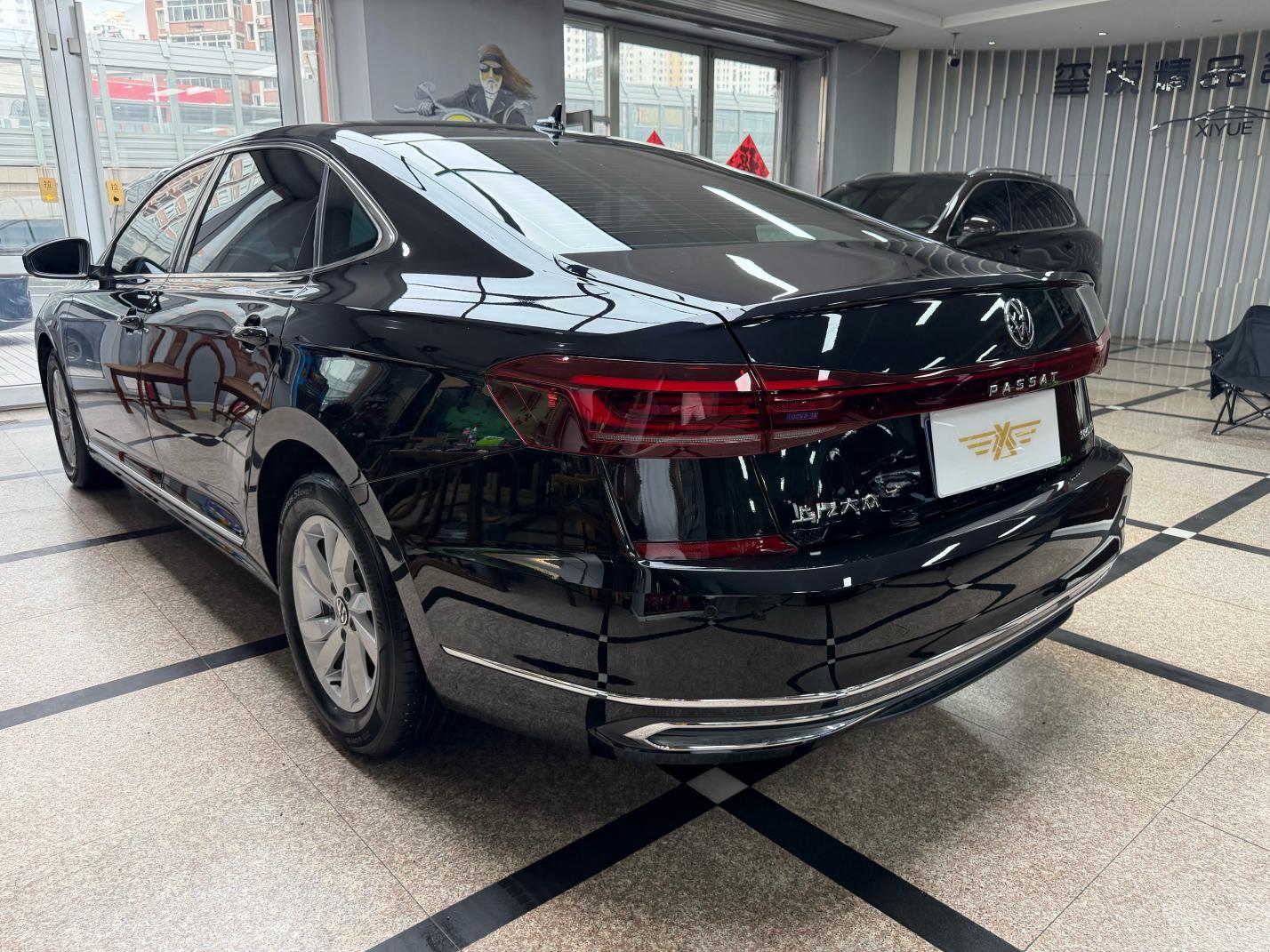 Volkswagen Passat (North America and China) 2023 thumb 2