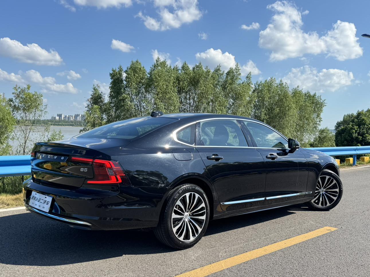 Volvo S90 2024 thumb 5