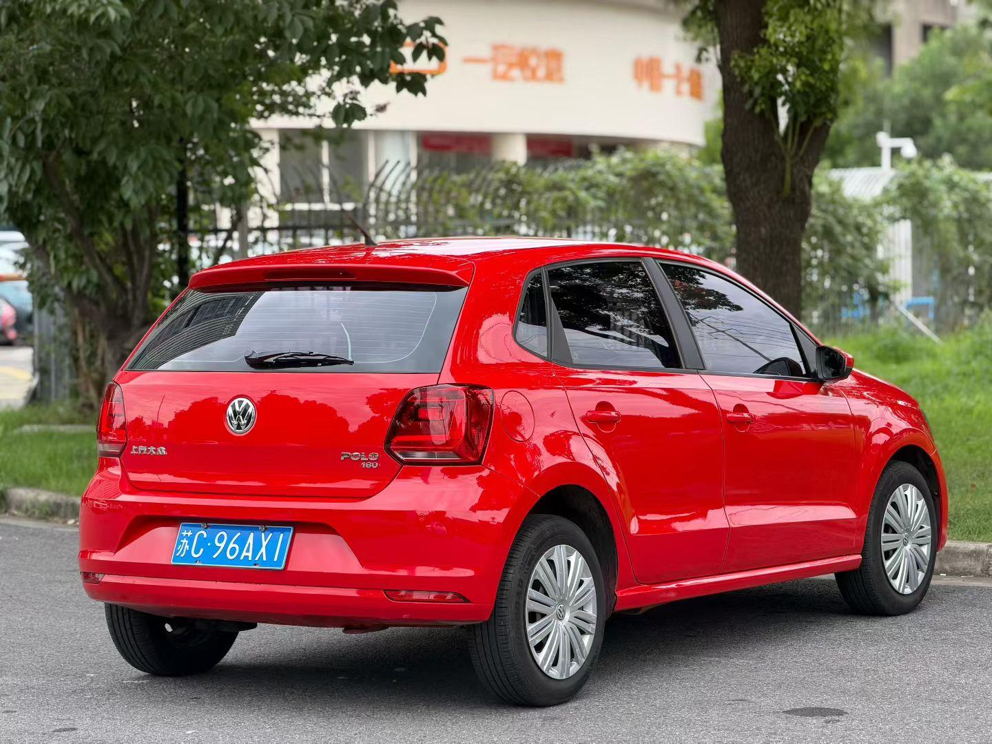 Volkswagen Polo 2016 thumb 2